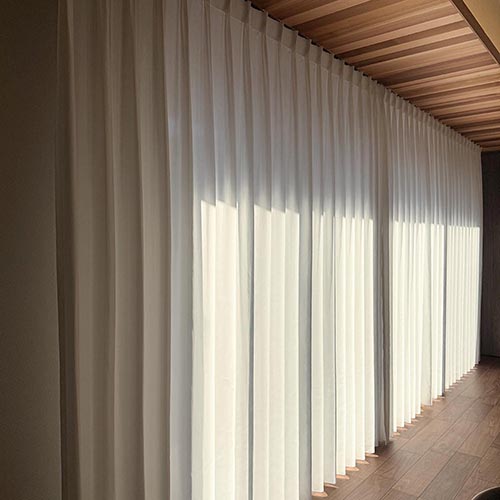 電気の光は分かるが人の動きは本当に見えない！！