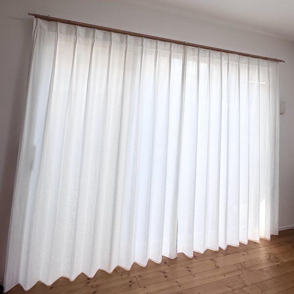 外からの視線も気にならず、気持ちよく過ごせています