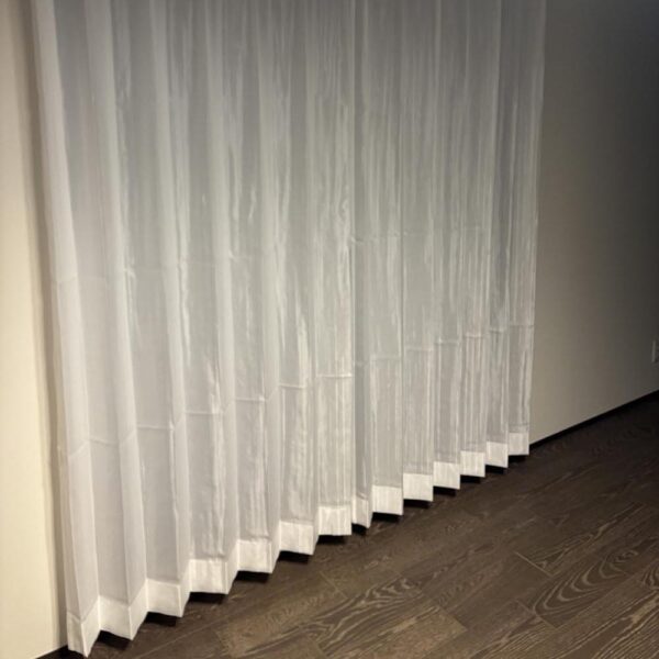 部屋が明るくなり満足です