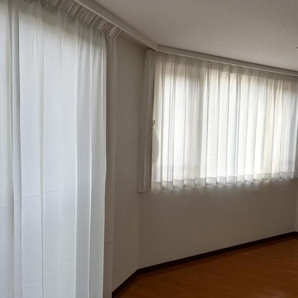 真ん中に、隙間があいてしまうので、ぴったり閉めることができればいいなと思います