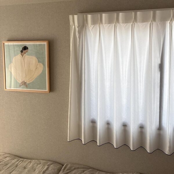 娘は「ホテルのカーテンみたいな感じだね」とか言っていました