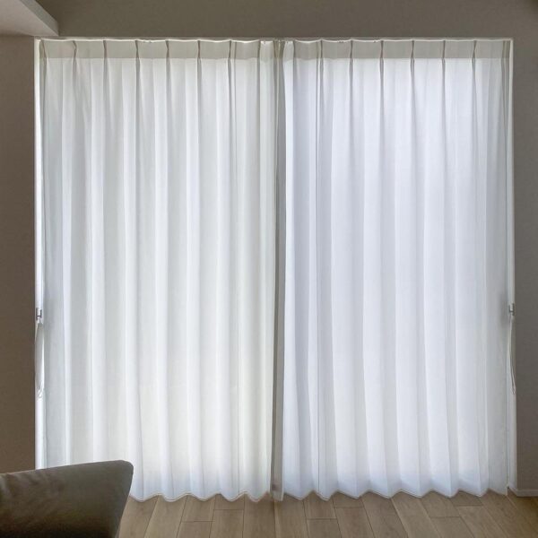 中にいてもそんなに遮蔽感もないのでとても気に入ってます