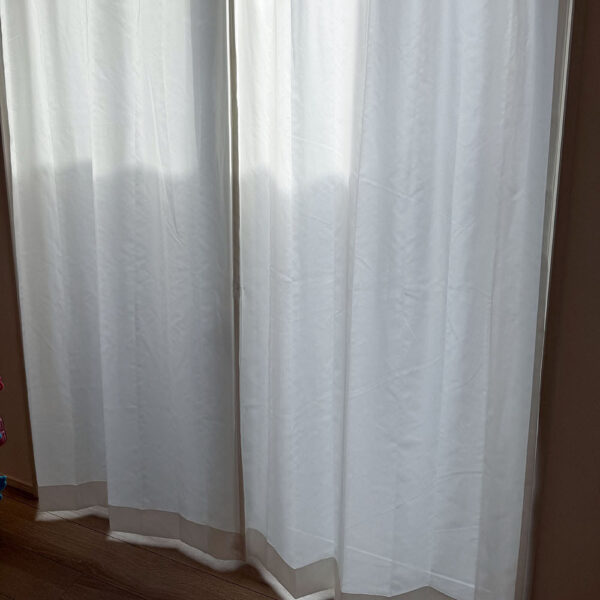 夜でも外から見えなくて安心です。