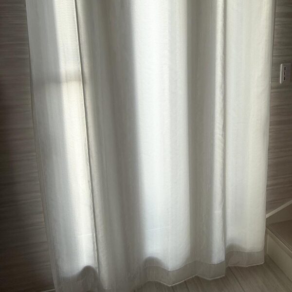 部屋が断然明るくなってうれしいし、外からも見えないので安心です！