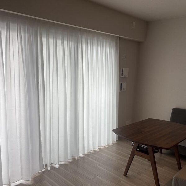 昼間は明るく部屋が広く感じます。夜はどんな感じになるのか楽しみです。