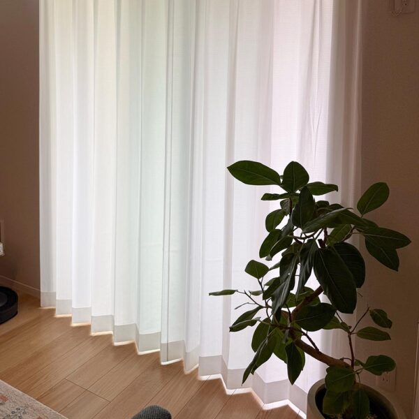 自然な光の広がりで部屋全体が優しく明るくなり満足しています。